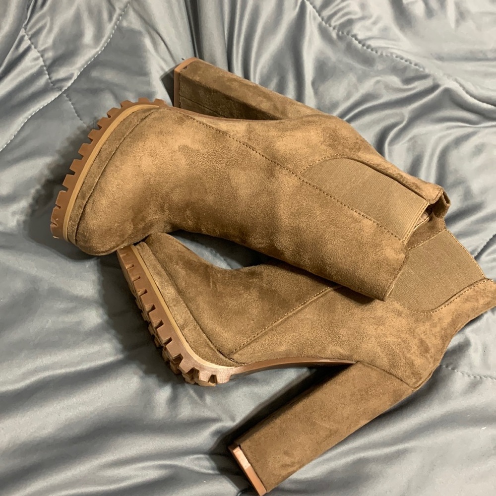 High Heel boots